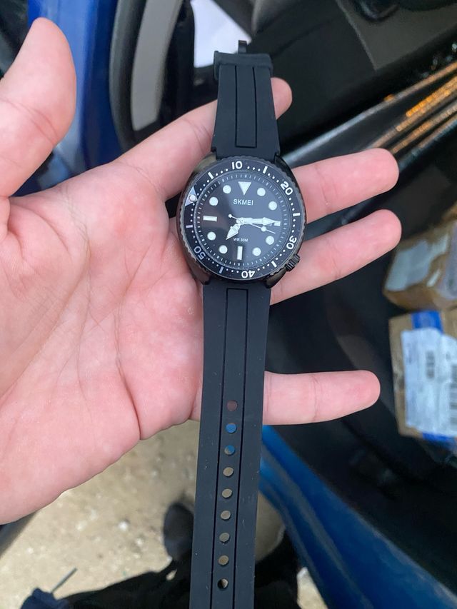 Reloj SKMEI Negro