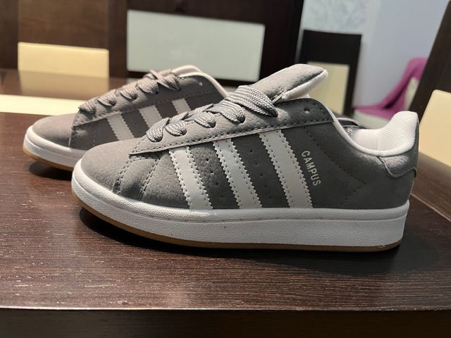 Adidas Campus 00s grises Talla 33