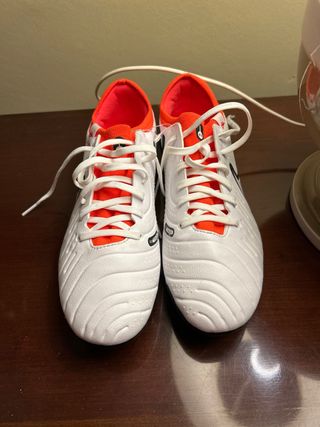 Botas Nike Tiempo Nuevas