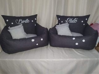Cucce e divanetti per cani/gatti