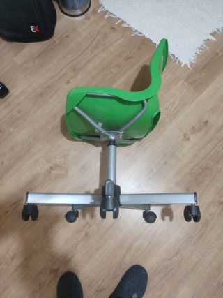 Silla de escritorio infantil verde