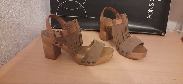 Sandalias de madera tacón alto talla 38
