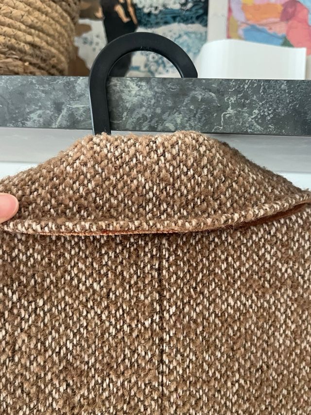 Abrigo largo marrón Zara