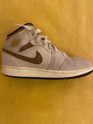 Jordan 1 Mid Talla 38 Beige/Marrón