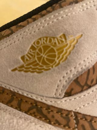 Jordan 1 Mid Talla 38 Beige/Marrón