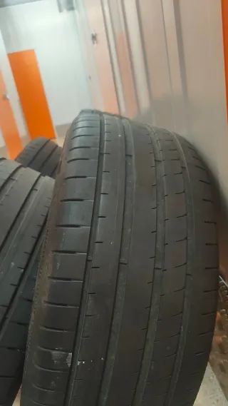 Neumáticos 215/40/r17