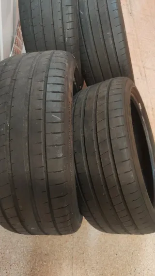 Neumáticos 215/40/r17
