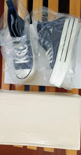 Scarpe donna blu e bianche