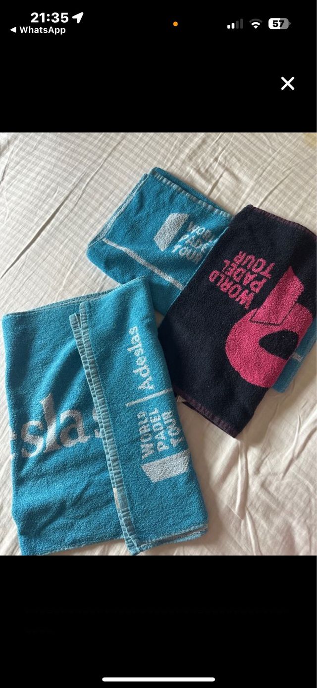 3 Toallas World Padel Tour