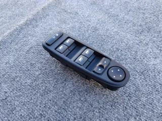 Mando de elevalunas citroen c4 picasso 2007