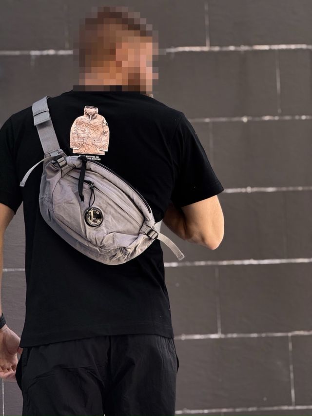 Riñonera de C.P. Company color Gris