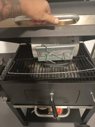 Barbecue Weber quasi nuovo