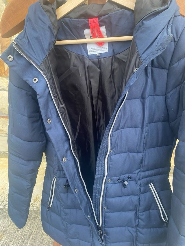 Chaqueta Only azul acolchada