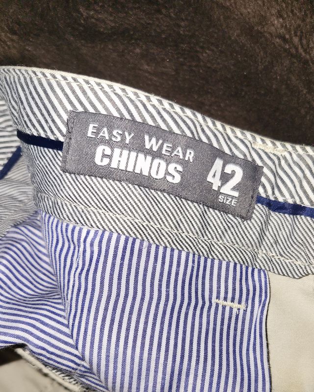 Pantalón chino hombre beige/blanco