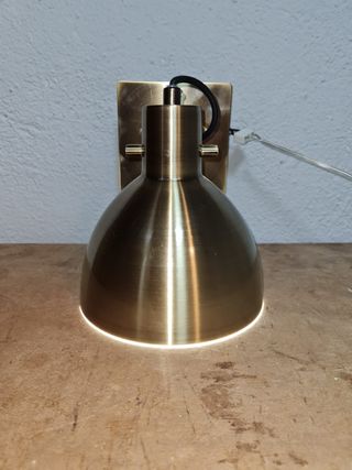 Applique da parete in stile industriale