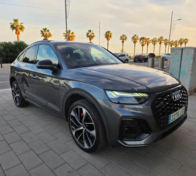 Audi Q5 Sportback 2021 40TDI 204cv  " BLACK LINE "