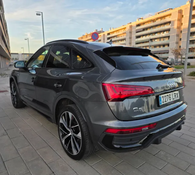 Audi Q5 Sportback 2021 40TDI 204cv  " BLACK LINE "