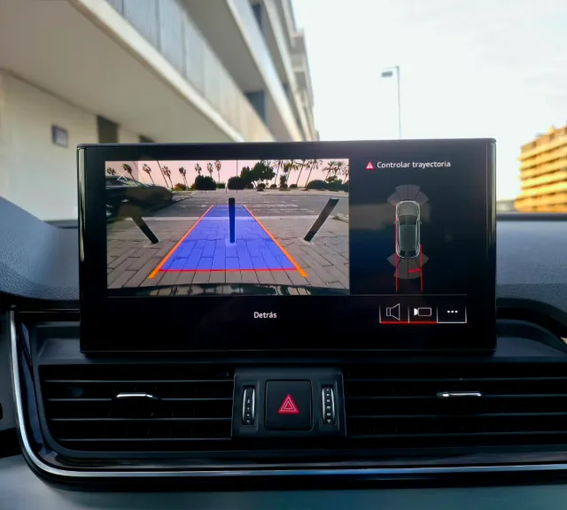 Audi Q5 Sportback 2021 40TDI 204cv  " BLACK LINE "