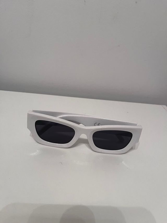 Gafas de sol Stradivarius blancas