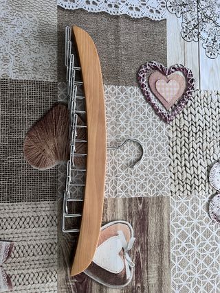 Portacravatte in legno per 24 cravatte