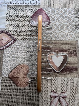 Portacravatte in legno per 24 cravatte