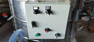 Extractor de miel automático 8 cuadros patas regul