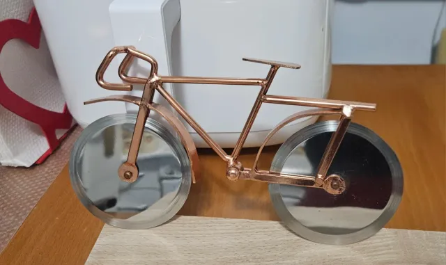Cortapizza de cobre Diseño Bicicleta