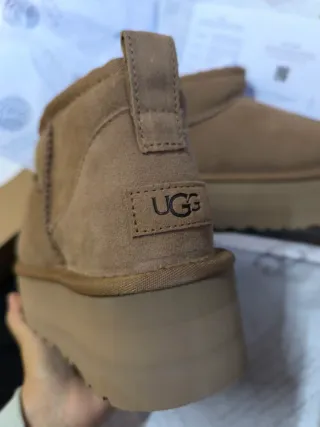 Botas UGG Beige Plataforma