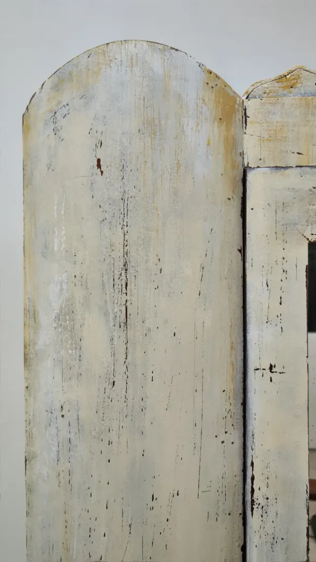 Armario vintage con espejo