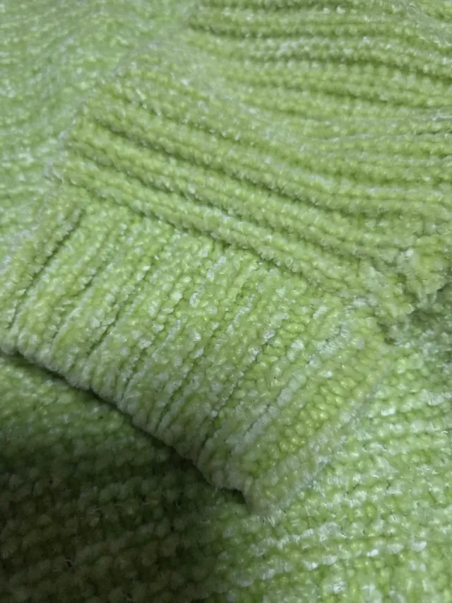 Suéter chenilla verde/amarillo