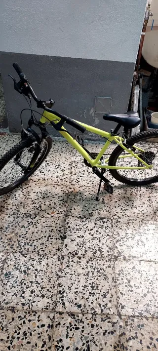 Bicicleta Rockrider Montaña Seminueva