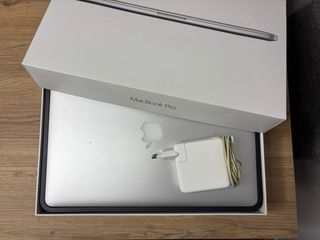 MacBook Pro 15” 2015 Plata