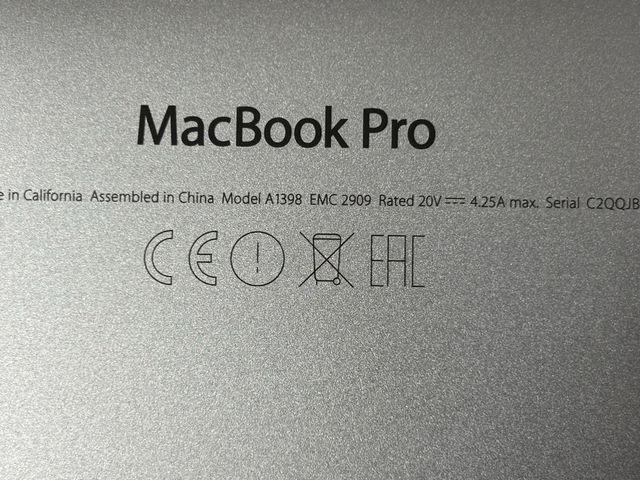 MacBook Pro 15” 2015 Plata