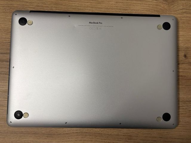 MacBook Pro 15” 2015 Plata