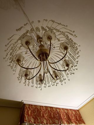 Lámpara de salón cristal de roca dorada