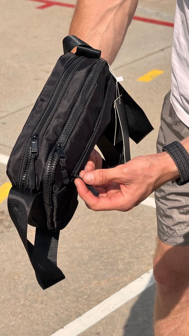 Bolso de hombro Stone Island Negro