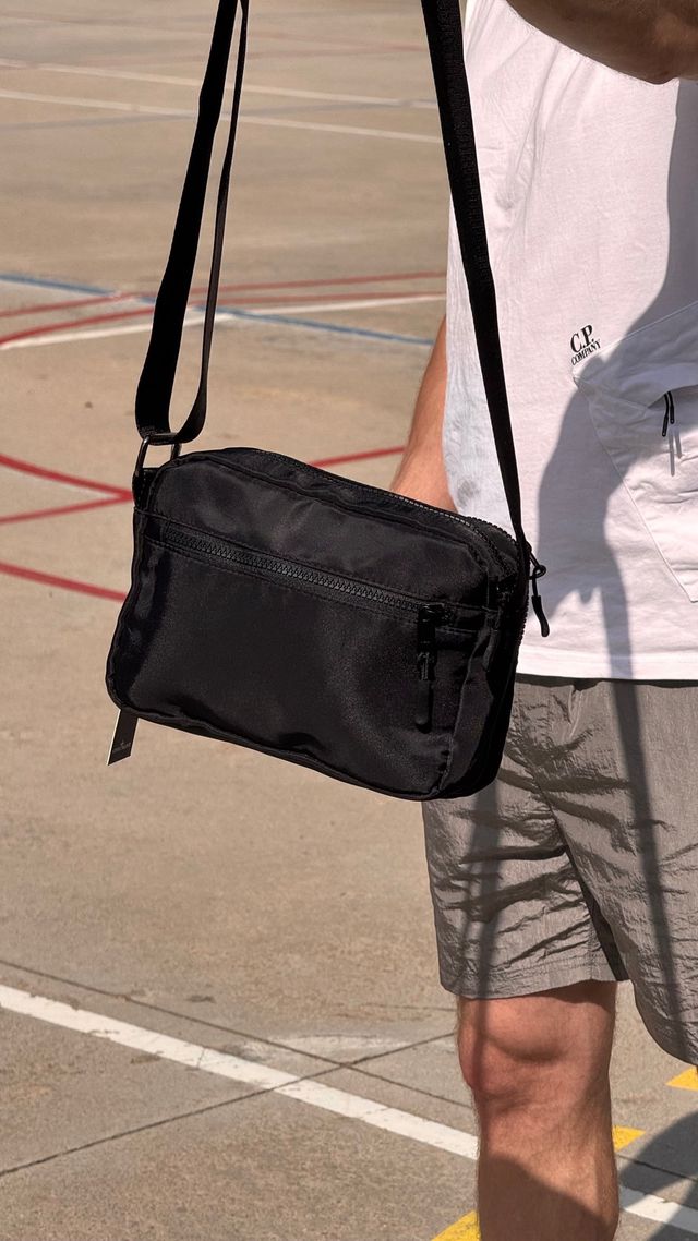 Bolso de hombro Stone Island Negro