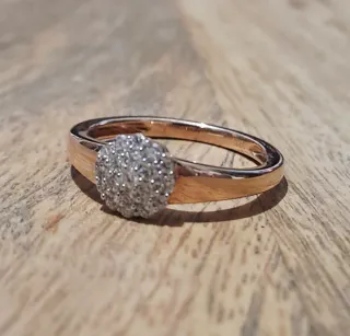 Anillo Oro Rosa y Diamantes