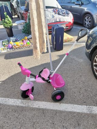 Triciclo niña rosa con empujador