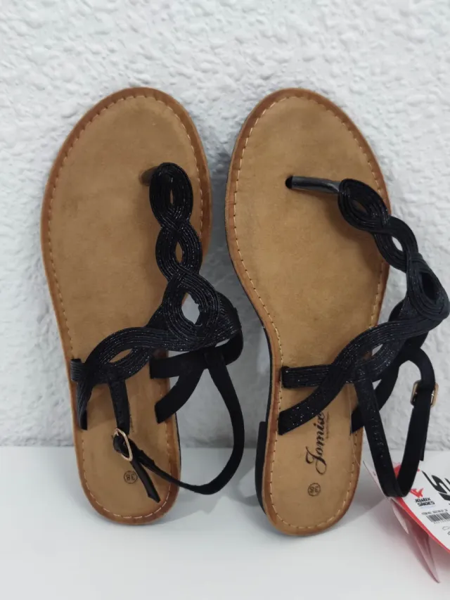 Sandalias planas Jomix Mujer Negras