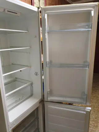 Nevera Brandt poco uso