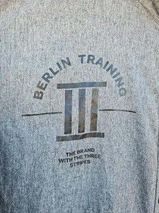 Giacca Adidas Berlin Training Grigia