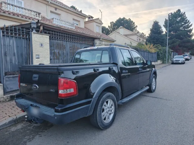 Fort sport trac  explore XLT 2008