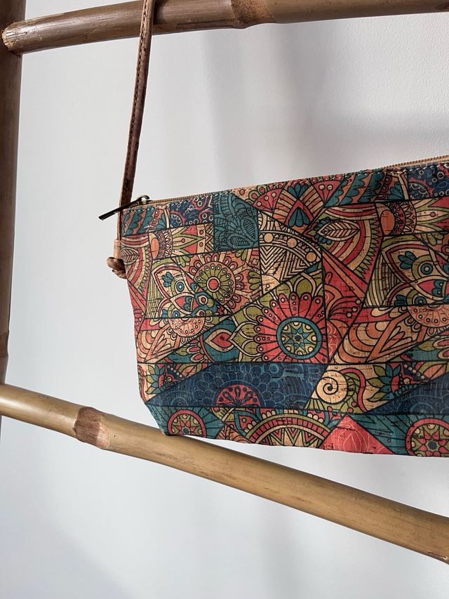 Bolso de corcho estampado sin estrenar