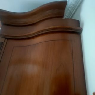 Mueble vitrina clásico de madera maciza - vintage