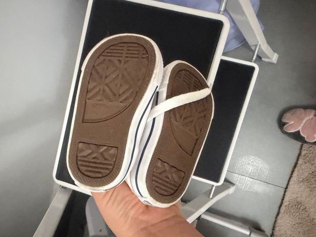 Converse bebé talla 19
