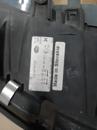 Faro delantero Mercedes Viano