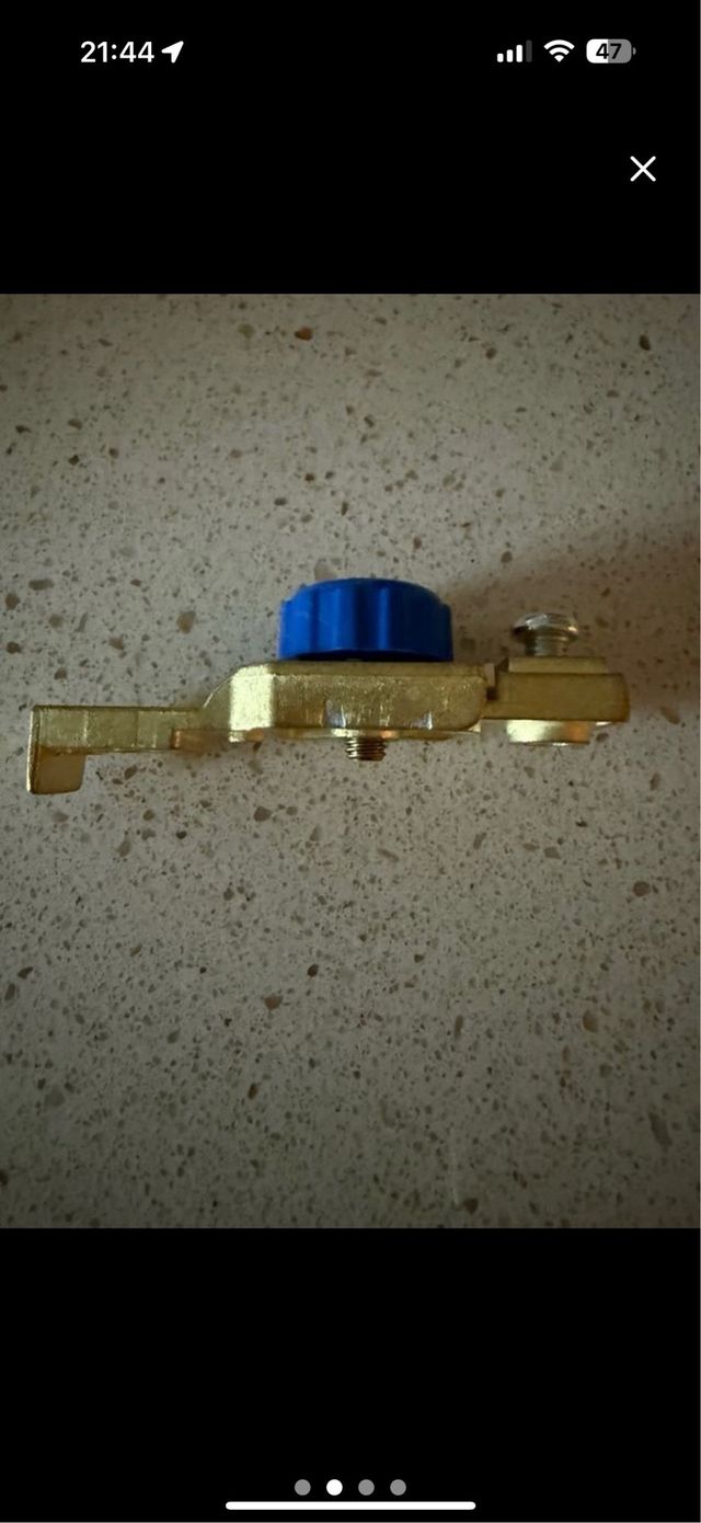 Interruptor / desconectador batería moto