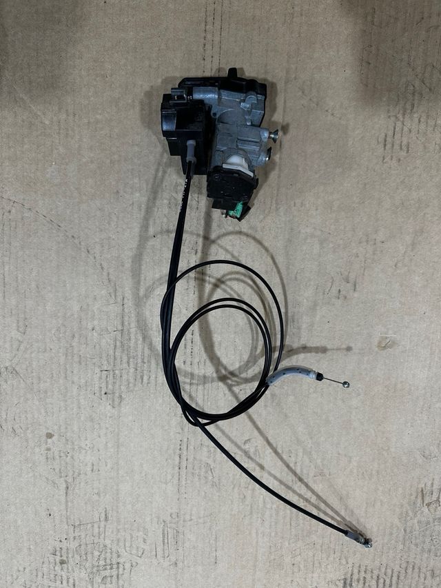 Centralita + 2 llaves + bloqueo Pcx 125 21-24