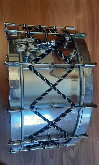 Tambor Semana Santa con baquetas y correa